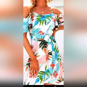 Tropical cold shoulder mini